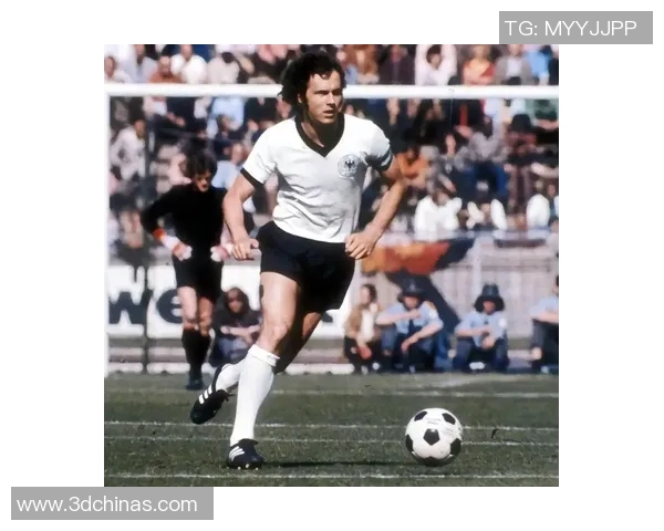 历史上最伟大的足球球星是谁他如何定义了足球的魅力与传奇