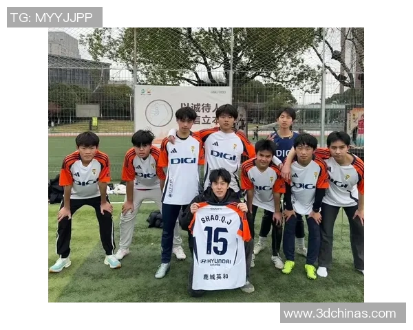 足球明星二代俊帅后代颜值爆表高清大图展现运动基因的魅力